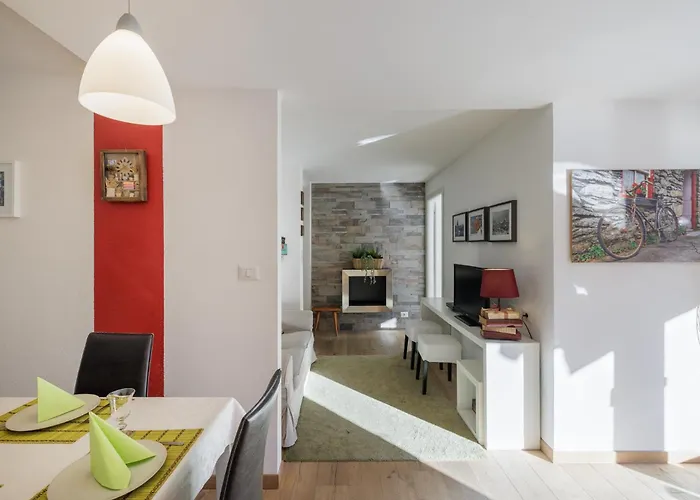 Апартаменты Brentsch A27 Скуоль